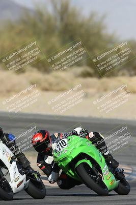 media/Dec-07-2025-CVMA (Sun) [[3e7d2de5dc]]/Race 9-Formula UL Shootout/